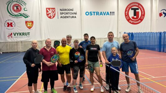 Dopolední ukázka pickleballu v TJ Ostrava představila veřejnosti moderní a dynamický sport